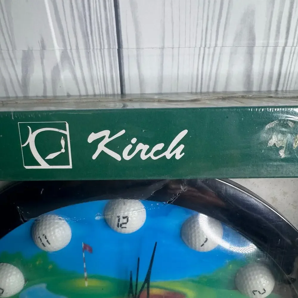 Golf Wall Clock Quartz 3D Golf Balls on Course Decor Kirch Taiwan 11”